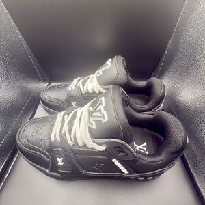 Louis Vuitton Kids Black and White LV Low-Top Sneakers